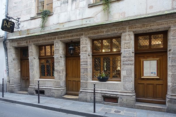 By Guilhem Vellut from Paris, France - Auberge de Nicolas Flamel @ Paris, CC BY 2.0, https://commons.wikimedia.org/w/index.php?curid=56201086