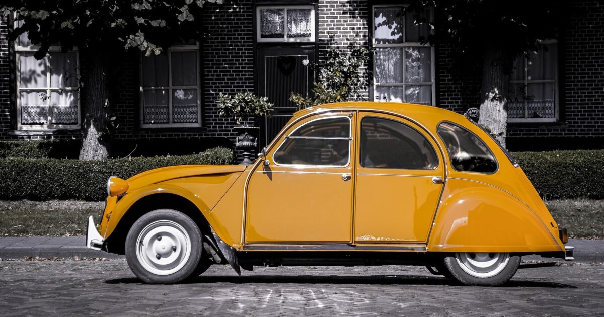 A French icon: the Citroën 2CV - Complete France